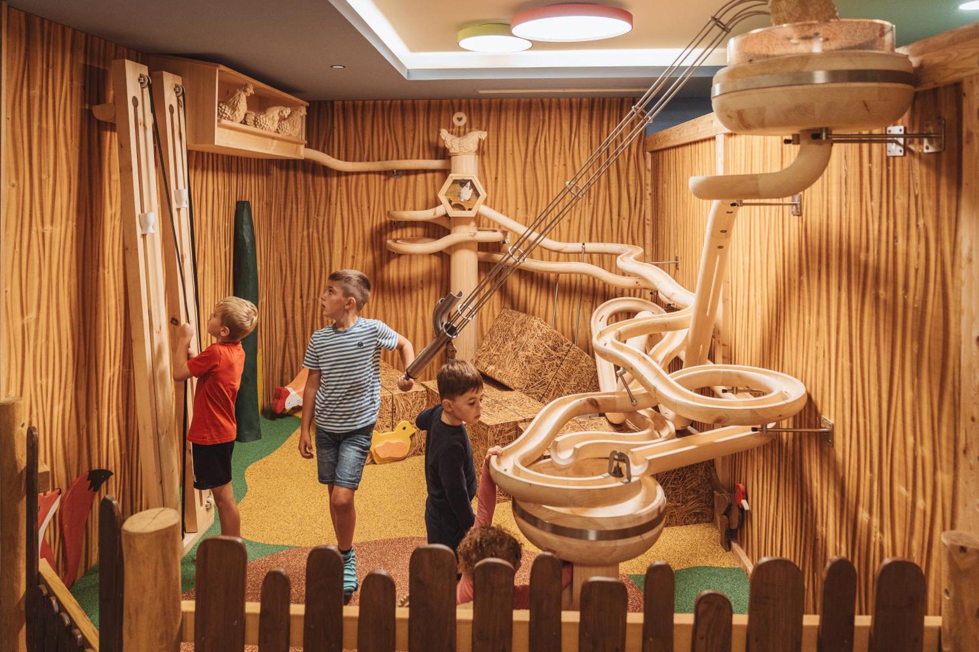 Familienhotel Huber Валес Екстериор снимка