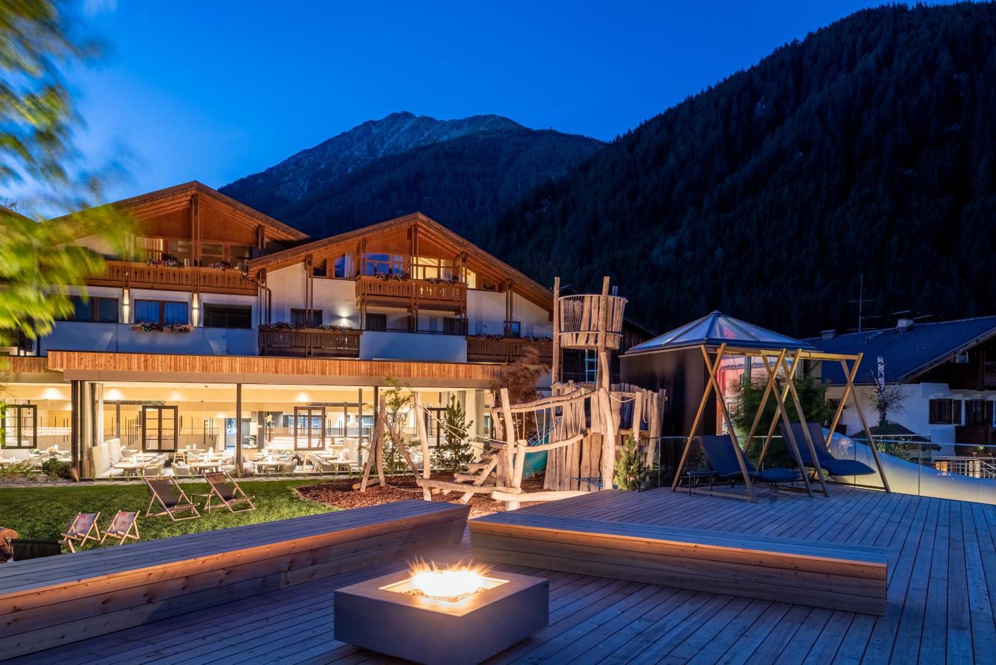 Familienhotel Huber Валес Екстериор снимка